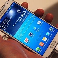 Samsung Galaxy S4 (2).jpg