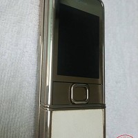 Nokia 8800 Gold Arte_1 (2).jpg